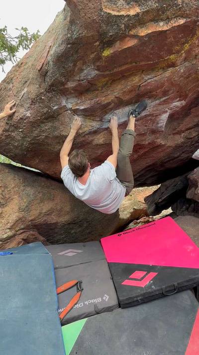 Stranger Than Friction v6, Flagstaff Mountain, CO - Beta Video from spooky.sends