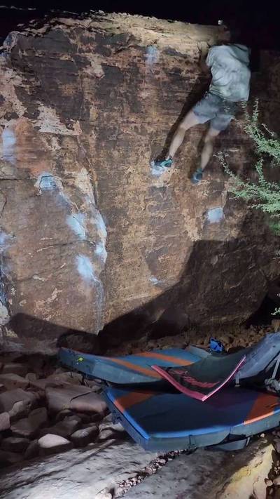Dusty Coffee Sit v6, Red Rock - Beta Video from TinyDynos