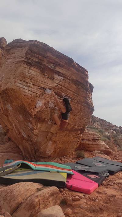Orajel v9, Red Rock - Beta Video from gentilclimbs