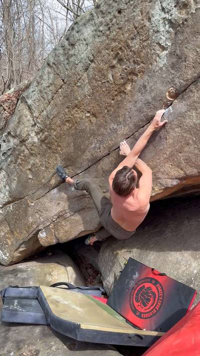 Fingers Malone v8, New River Gorge - Beta Video from spooky.sends