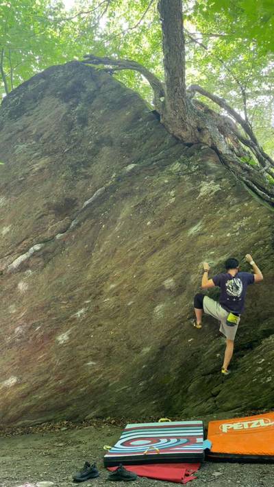 Roots Maneuver v4, Smugglers' Notch - Beta Video from JeremyK