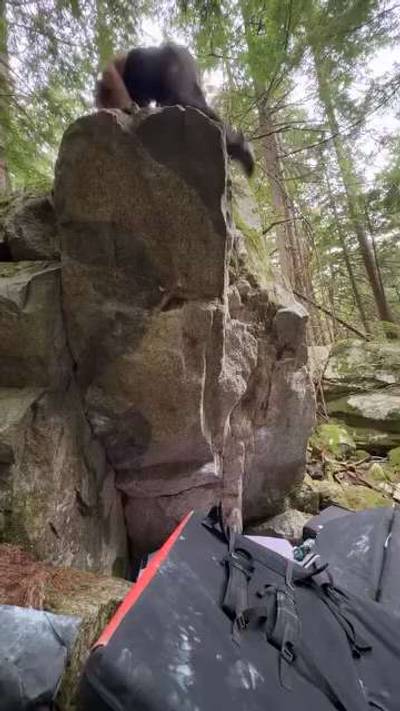 Couch Surfer v3, Squamish - Beta Video from susansaysSENDIT
