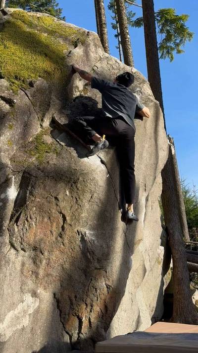 Midnight Lichen v4, Gold Bar - Beta Video from climb_ryan