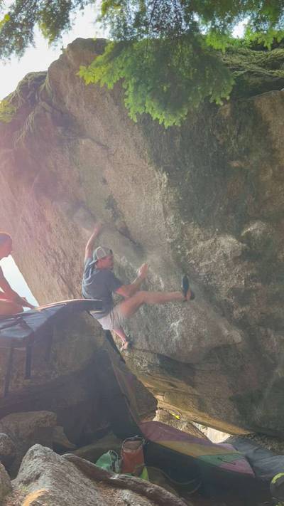 Sit Down to Holm Boy v6, Squamish - Beta Video from TBrannen