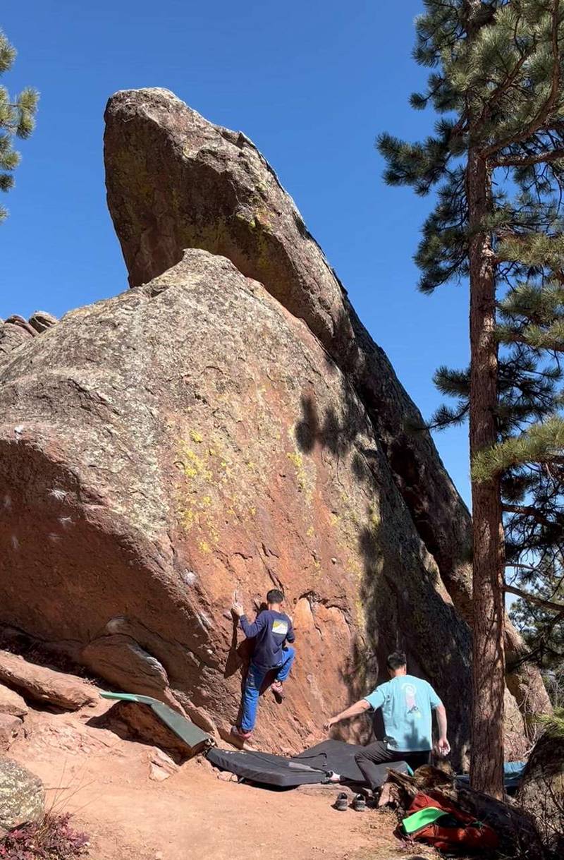 Horan's Traverse v7, Flagstaff Mountain, CO - Beta Video from dz51