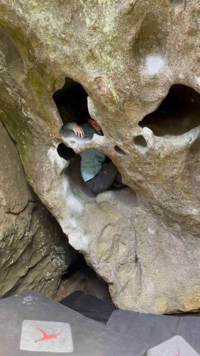 The Hueco Route v1, Leavenworth - Beta Video from littlebox.climbs