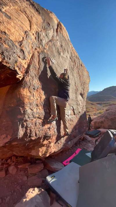 The Bathtub v6, Red Rock - Beta Video from journey.of.wheelz