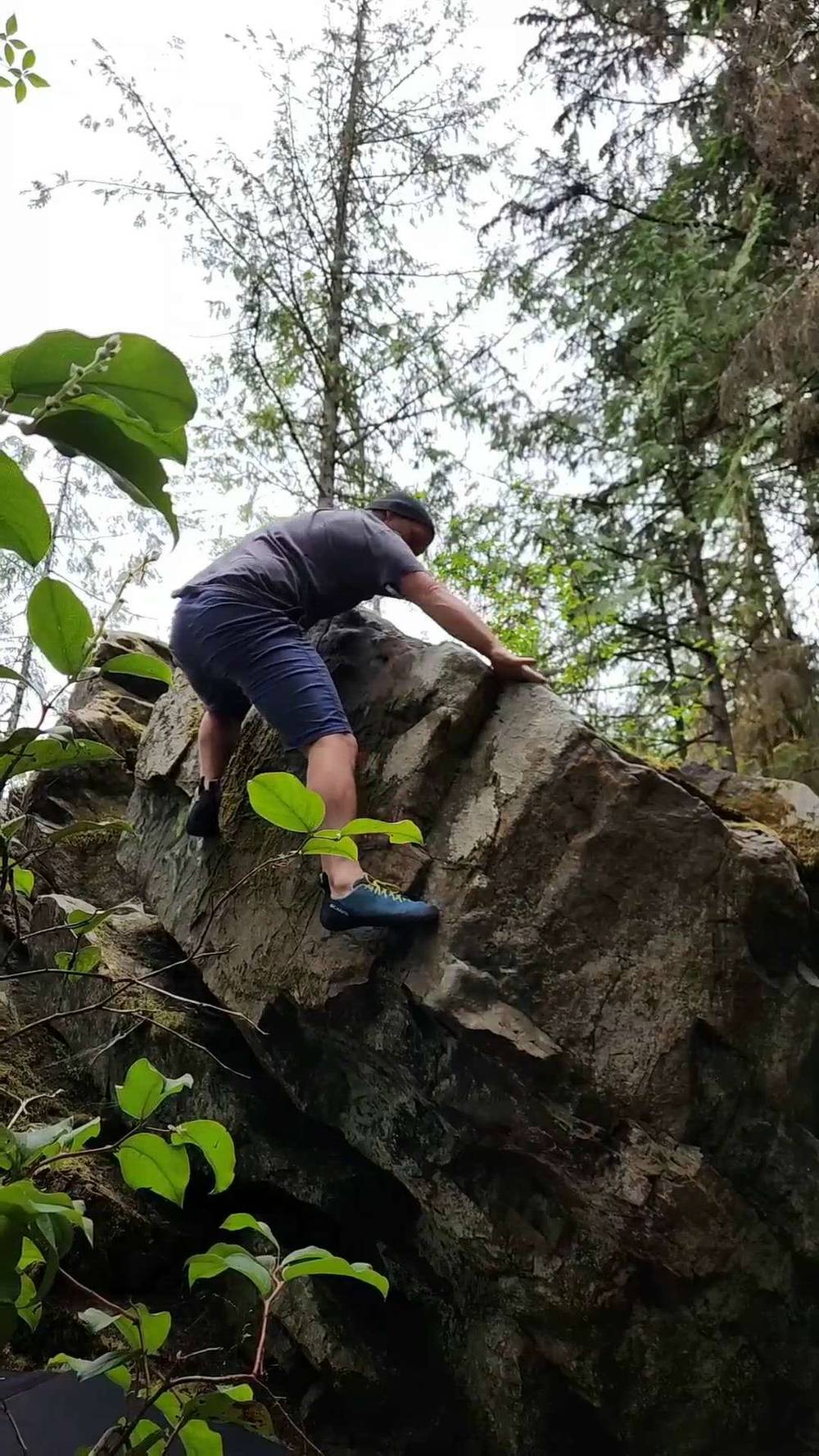 Huckleberry v2, Comox Lake - Beta Video from UncleJuice