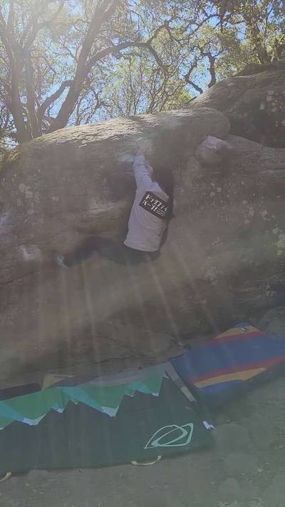 Beak Traverse v3, Castle Rock State Park - Beta Video from gnatonthewall