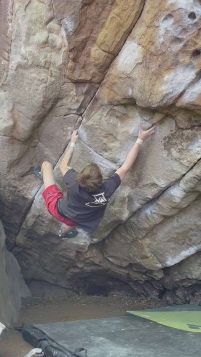 Red House Extension v8, Stone Fort - Beta Video from a.a.ron
