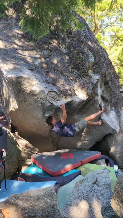 Tatonka v9, Squamish - Beta Video from RyelanSends