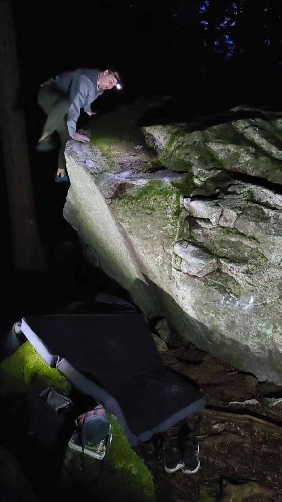 Low Rider v3, Squamish - Beta Video from CarsonClimbs