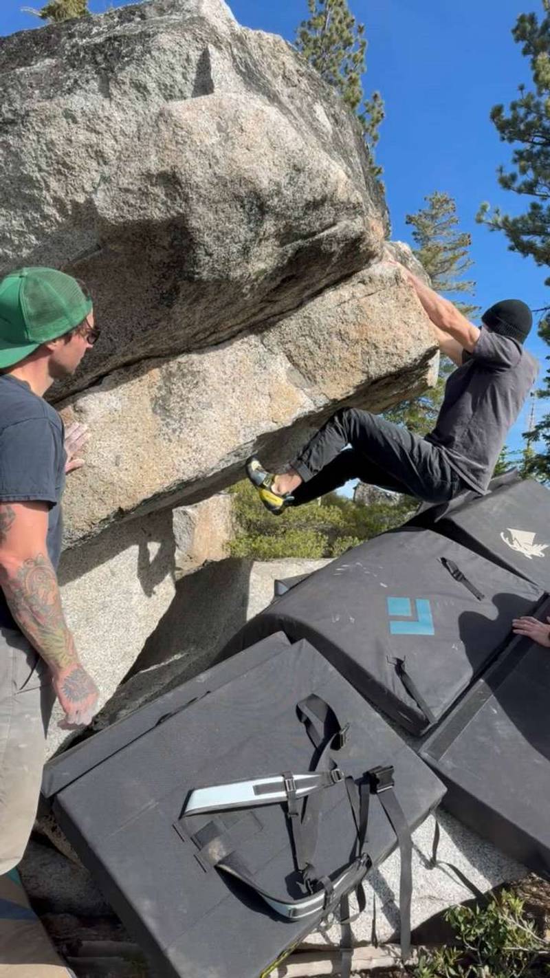 Gunks Right v3, Lake Tahoe - Beta Video from Growlz