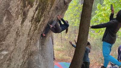Fridge Center v4, Leavenworth - Beta Video from annaclimbing
