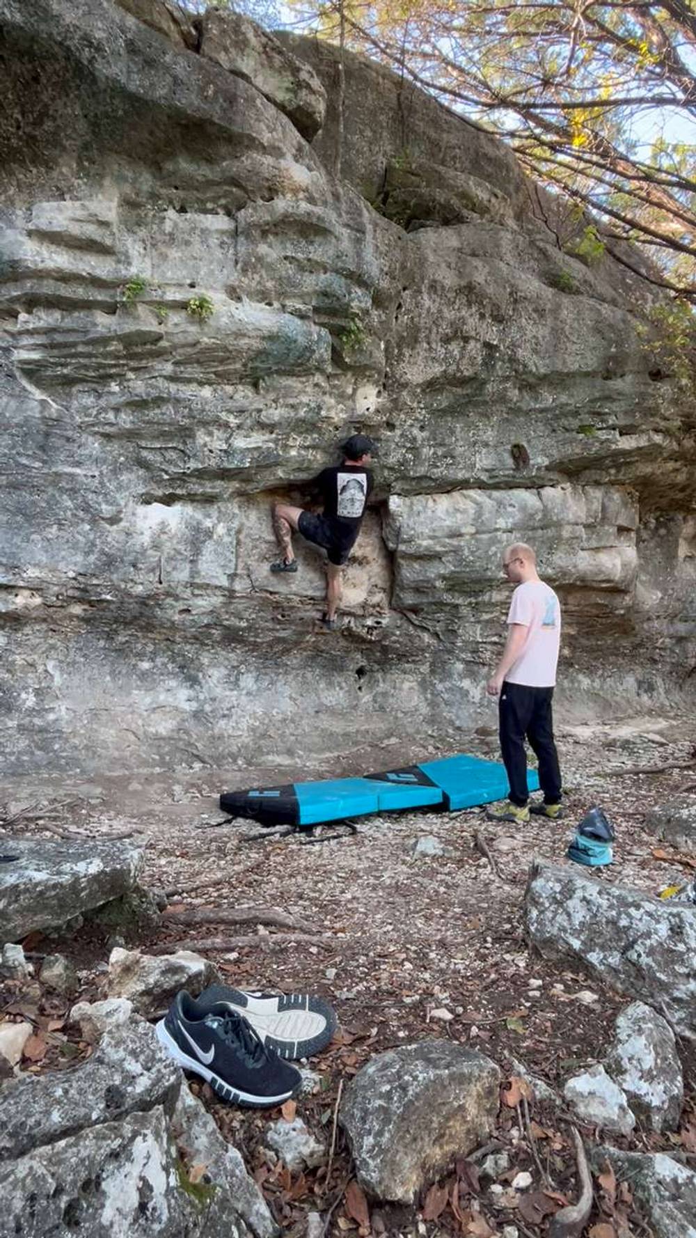 Little New Wall Traverse v4, Rogers Park - Beta Video from grmkswflsfrzim