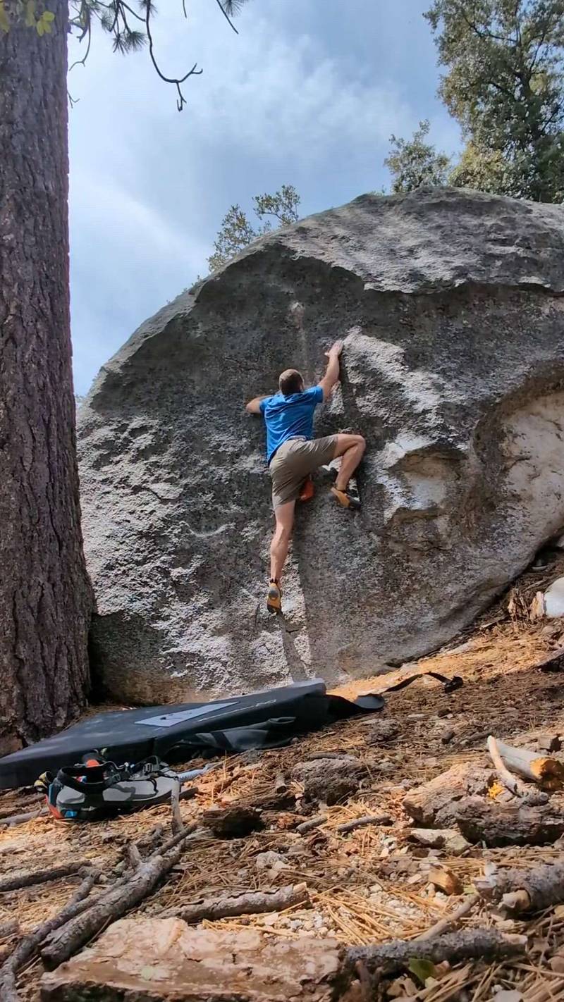 Chillin' Left v2, Black Mountain - Beta Video from meez