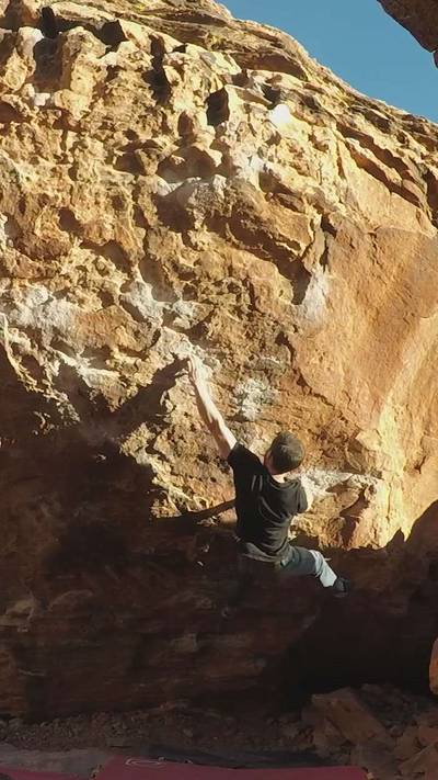 Monkey Bar Right v6, Red Rock - Beta Video from TinyDynos