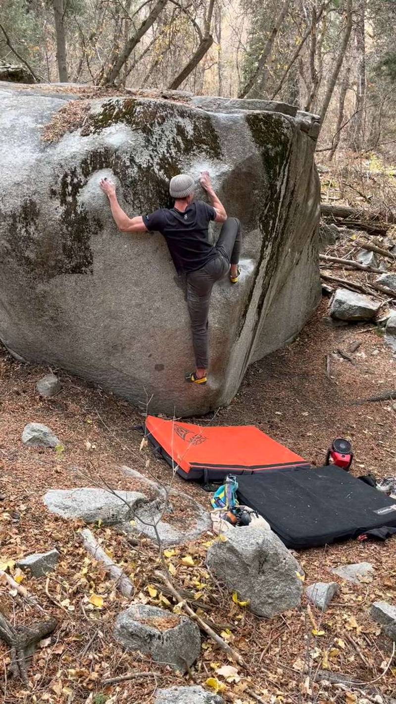 Hedgehog v8, Little Cottonwood Canyon - Beta Video from brennonmtb