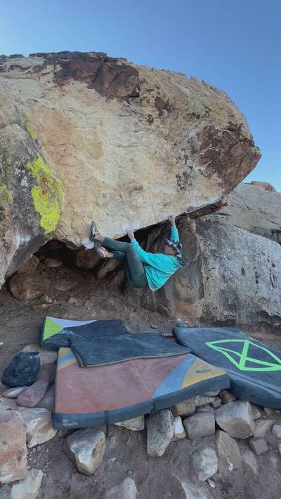 Drunken Monkey v7, Red Rock - Beta Video from routesetter