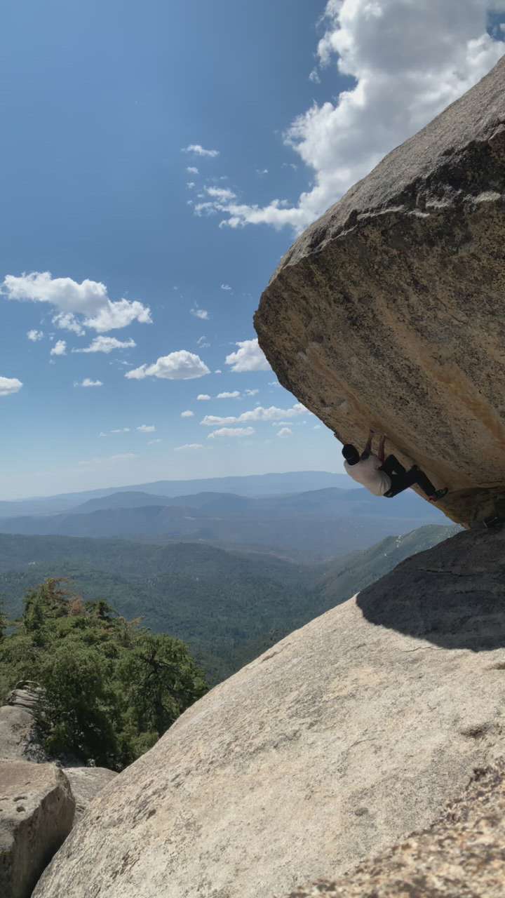 Gold Star v5 Outer Corral, Black Mountain Bouldering Watch Beta Videos