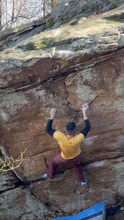 Brown Recluse v8, Lookout Mountain - Beta Video from MarioTheClimber