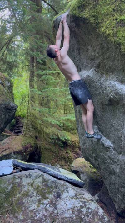 Storm Troopers v8, Squamish - Beta Video from Jeremy.Climbs