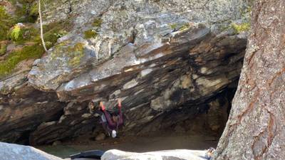 Schist Cave v10, Leavenworth - Beta Video from shmeefly