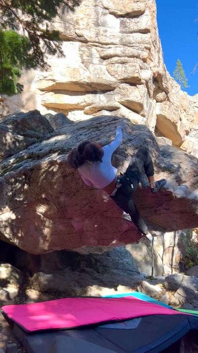 Mini Dagger Left v6, Rocky Mountain National Park - Beta Video from inaclimbs
