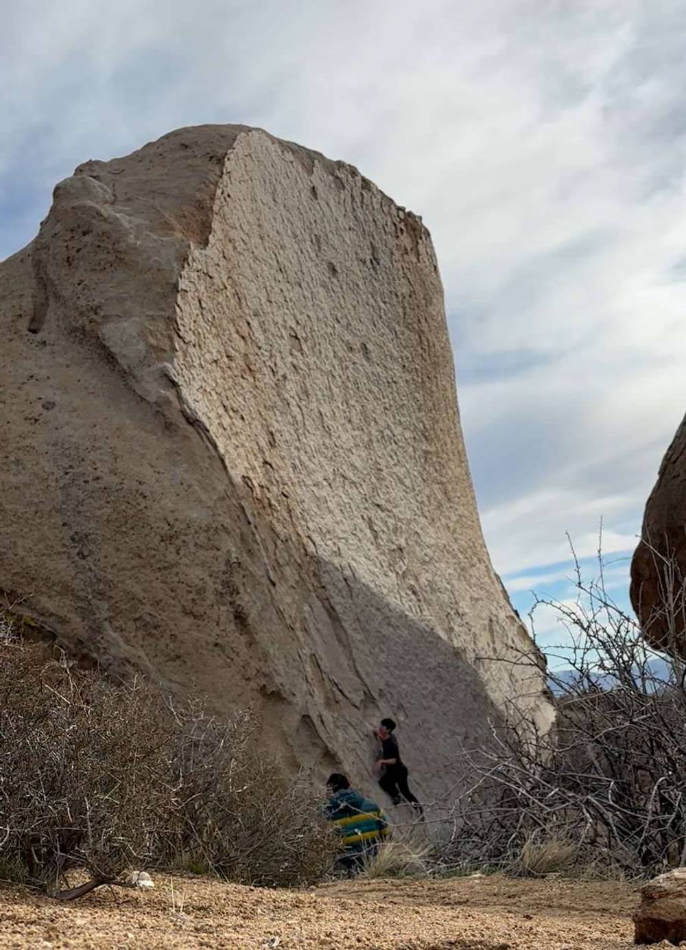 Southwest Arete vB, Bishop - Beta Video from j.k0000