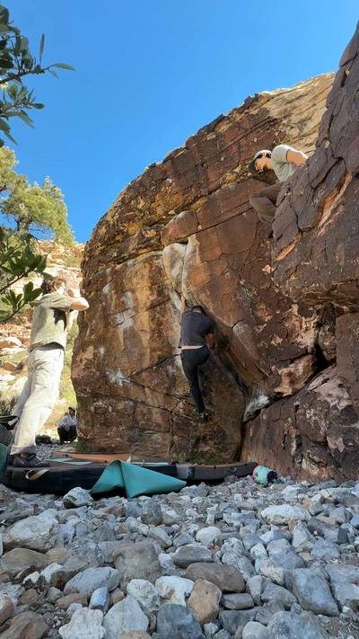 Brown Round Crack v3, Red Rock - Beta Video from burniesenders