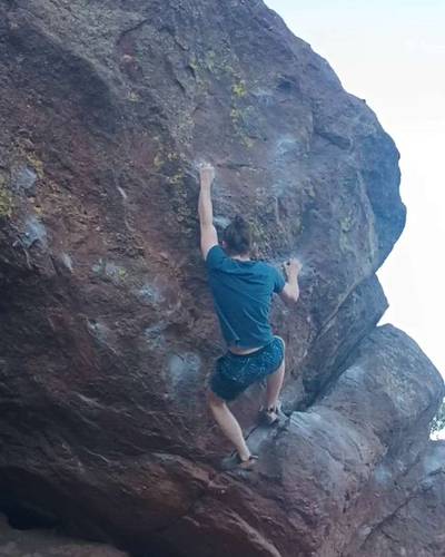 First Overhang v6, Flagstaff Mountain, CO - Beta Video from EMojo37
