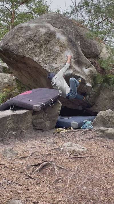 Close Contact v8, Fontainebleau - Beta Video from pangtastic