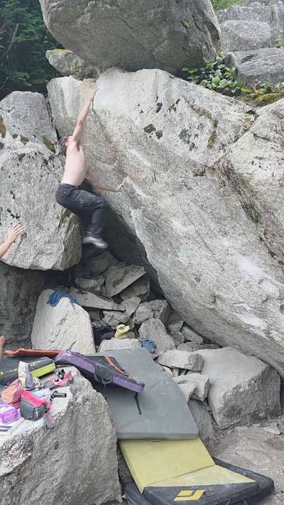 Defender of the Faith v9, Squamish - Beta Video from Sheldon