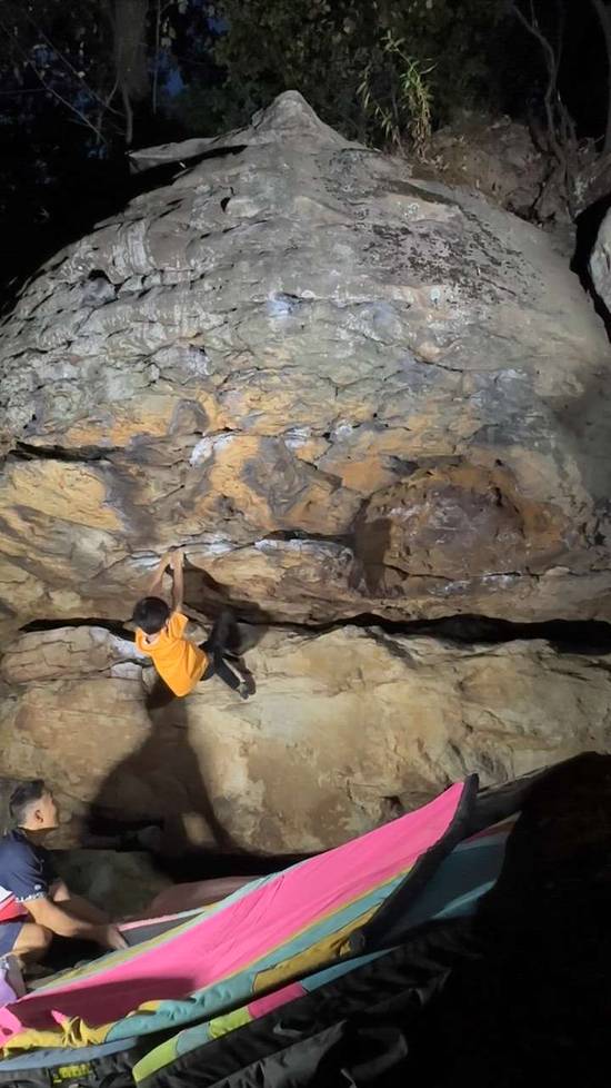 Choss Monster v3, New River Gorge - Beta Video from RyoClimber