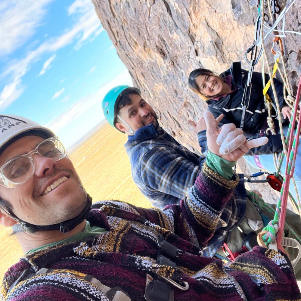 Sea of Holes 5.10b, Hueco Tanks - Beta Video from worldofoz