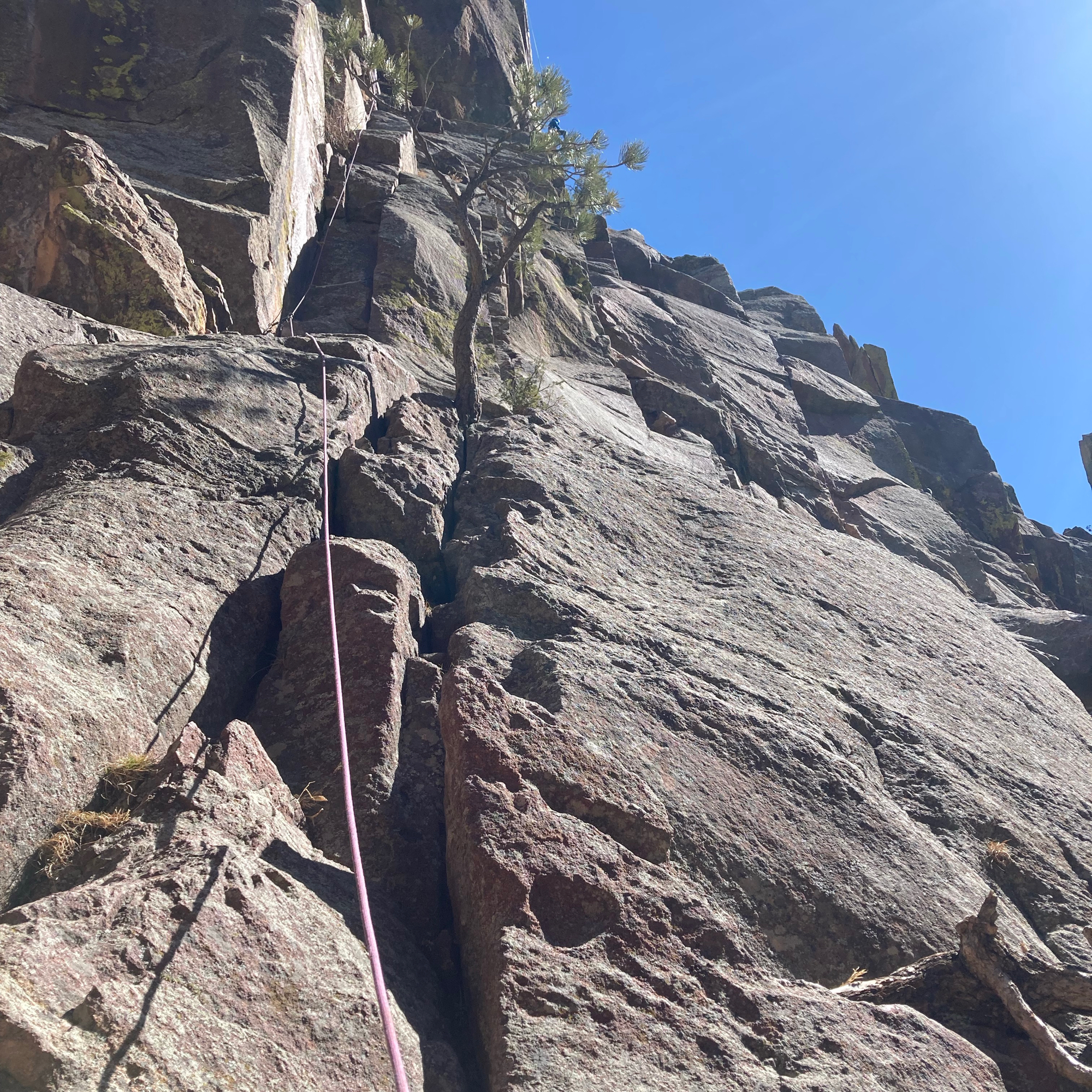 Climbing Beta video of climbers on Chianti 5.8 in Eldorado Canyon with undefined beta videos in KAYA, the climber's app - where climbers can log and track their ascents, progress, and connect with their local gym and outdoor climbing community.