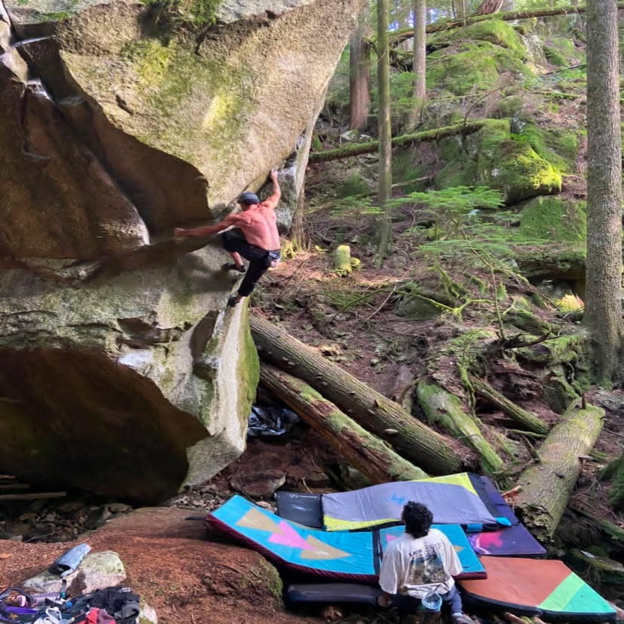 Climbing Beta video of climbers on Walk on the Water v8 in Squamish with undefined beta videos in KAYA, the climber's app - where climbers can log and track their ascents, progress, and connect with their local gym and outdoor climbing community.