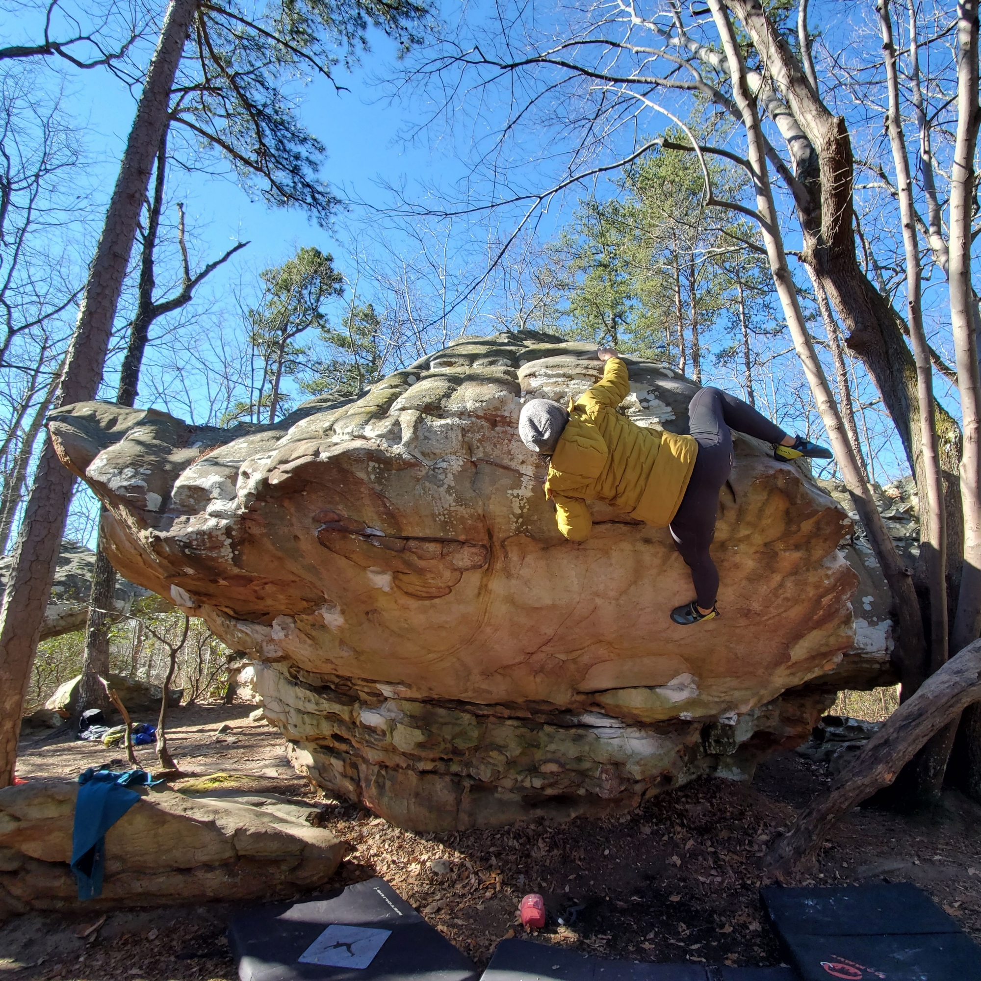 Climbing Beta video of climbers on Soap On A Rope v4 in Rocktown with undefined beta videos in KAYA, the climber's app - where climbers can log and track their ascents, progress, and connect with their local gym and outdoor climbing community.