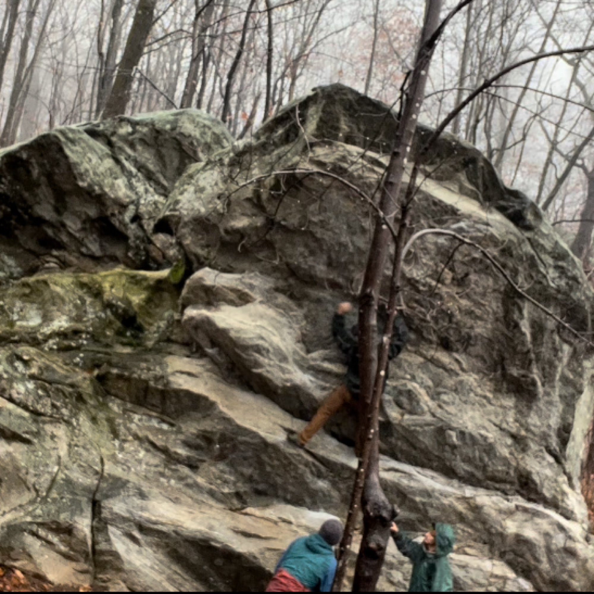 Climbing Beta video of climbers on Classic Overhang v3 in Rumbling Bald with undefined beta videos in KAYA, the climber's app - where climbers can log and track their ascents, progress, and connect with their local gym and outdoor climbing community.