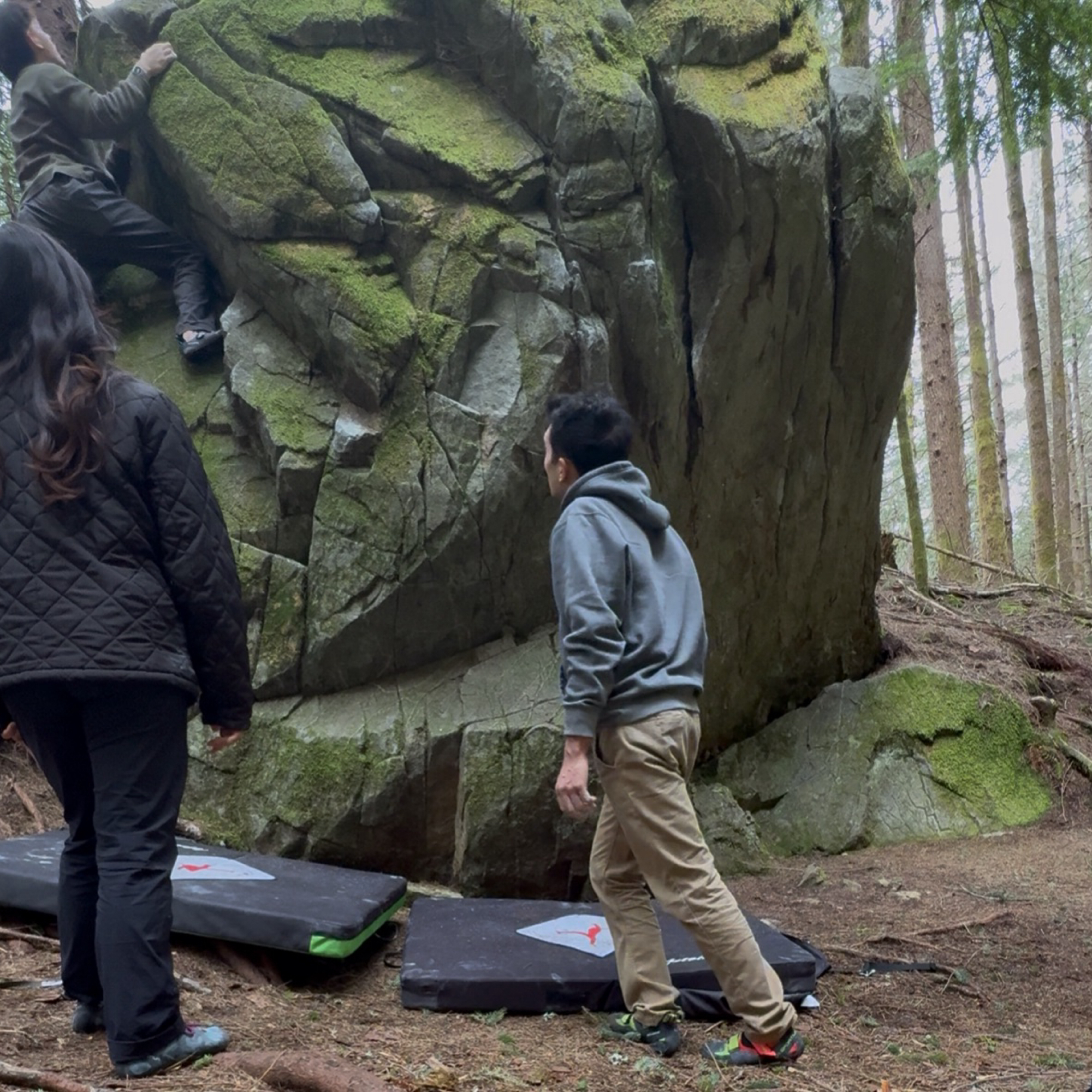Climbing Beta video of climbers on Scandinavian v0 in North Bend with undefined beta videos in KAYA, the climber's app - where climbers can log and track their ascents, progress, and connect with their local gym and outdoor climbing community.