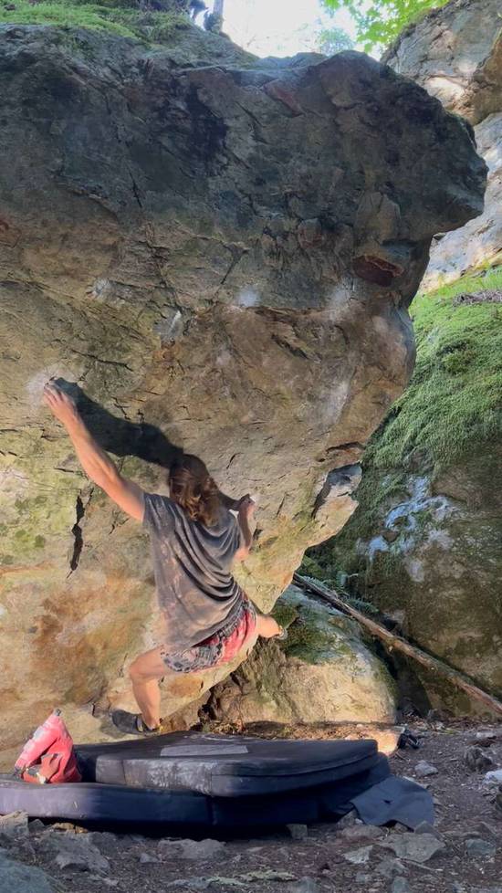 Premonition v11, Victoria - Beta Video from MossySendTrain