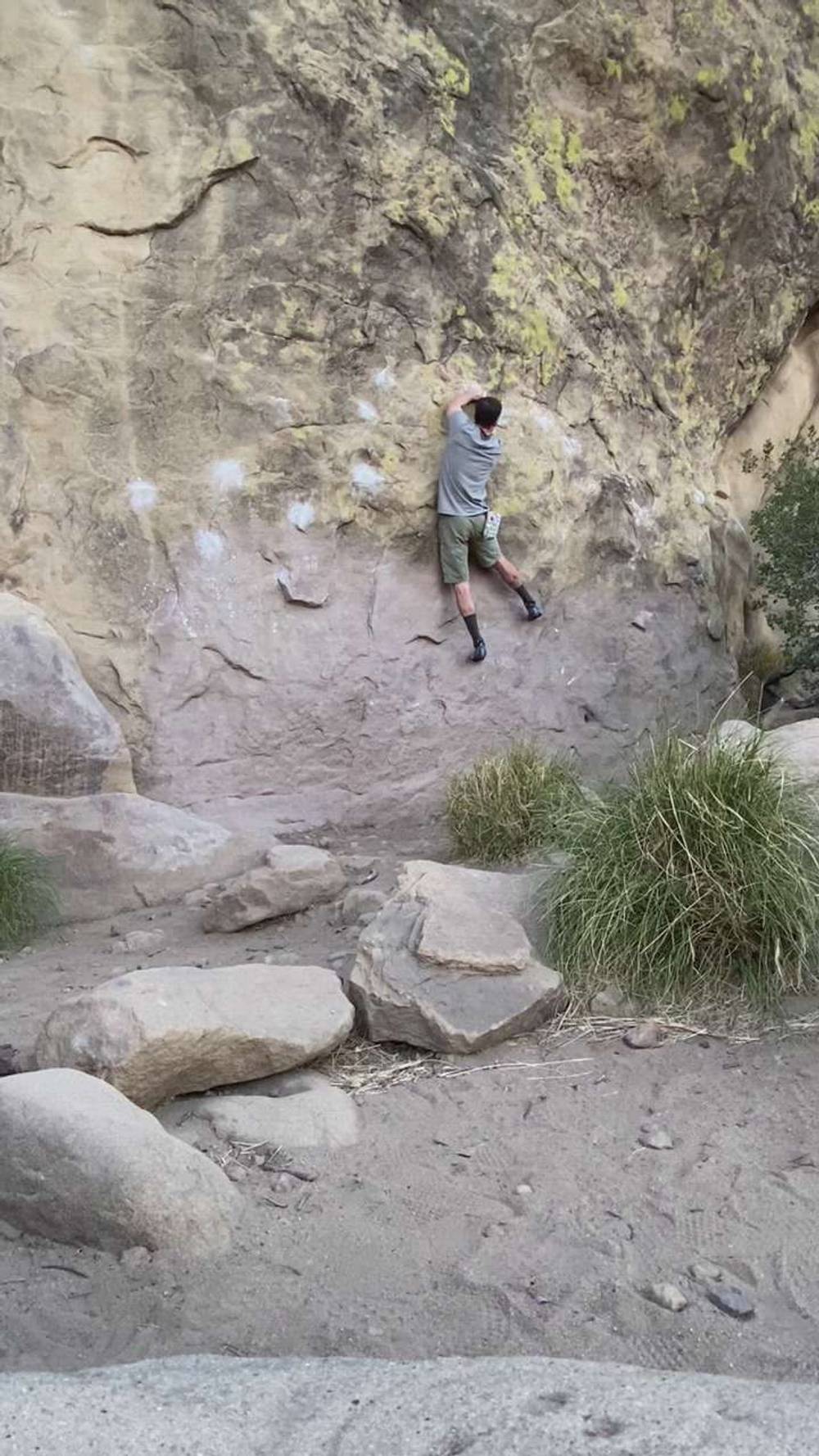 Potholes Traverse v2, Stoney Point - Beta Video from Bouldering_in_socks