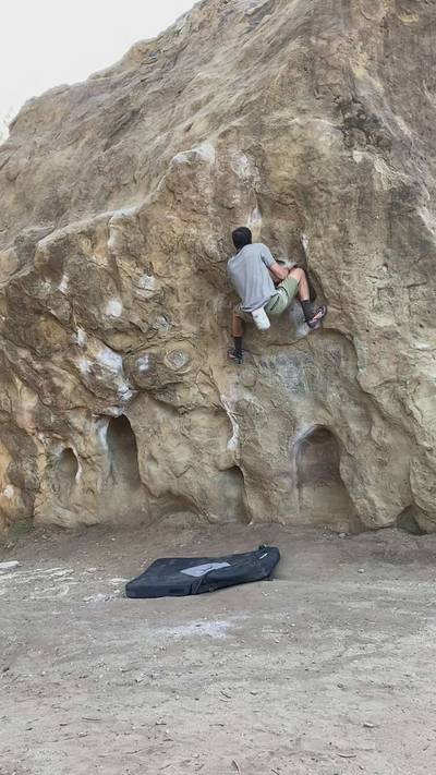 Hoof and Mouth v1, Stoney Point - Beta Video from Bouldering_in_socks