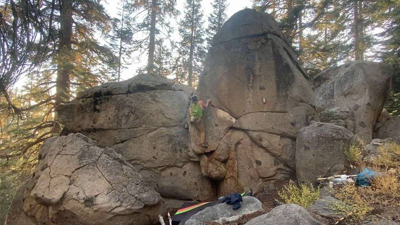 A Nice Boulder v0, Mineral King - Beta Video from Vasko6d