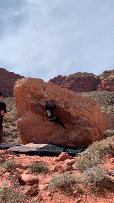 Pyramid Traverse v1, Red Rock - Beta Video from EKOK