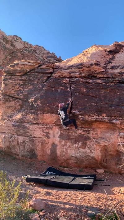 Monkey Crack v1, Red Rock - Beta Video from EKOK