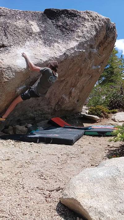 Flying Mayan v6, Lake Tahoe - Beta Video from BB.climbz