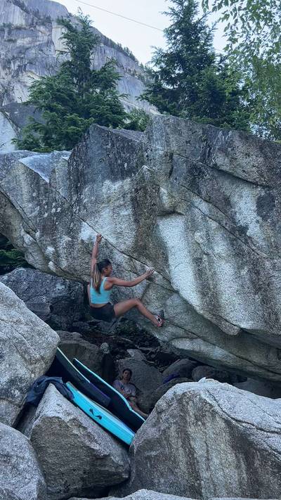 North Ridge Mini v10, Squamish - Beta Video from sprkldrgn6