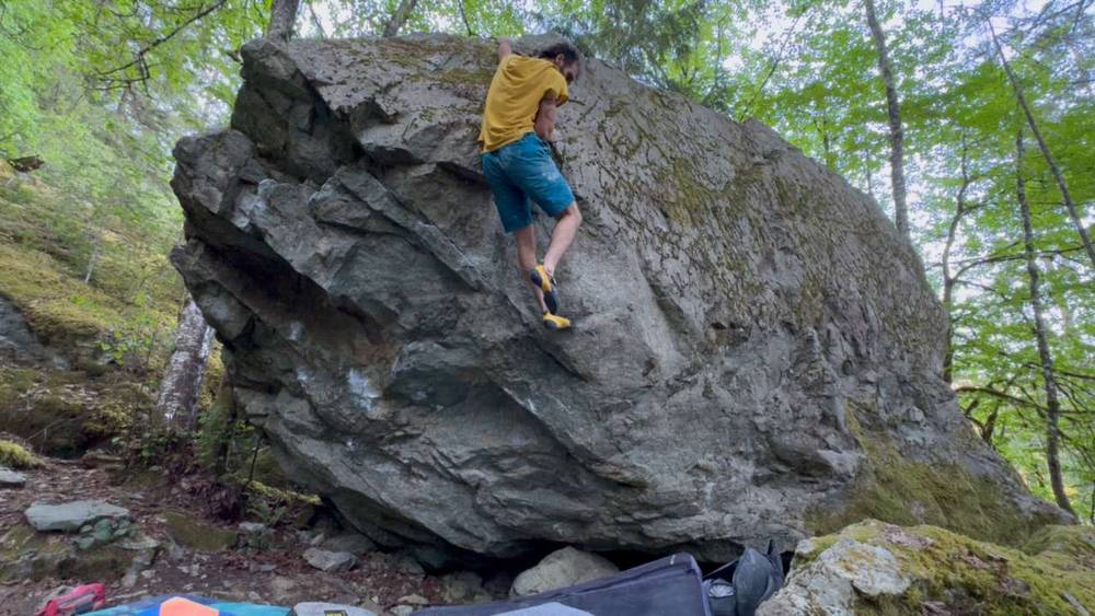 What a Beaut Low v4, Squamish - Beta Video from tige