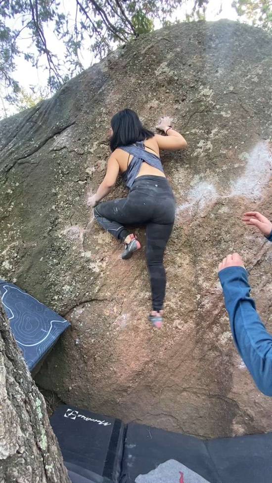 Cryptic Grips v6, Flagstaff Mountain, CO - Beta Video from Amyiyi